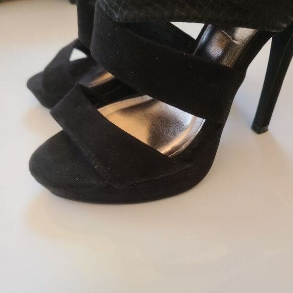 GLOjeans Black 4+ Inch Sexy 5M High Heels - Picture 9 of 11